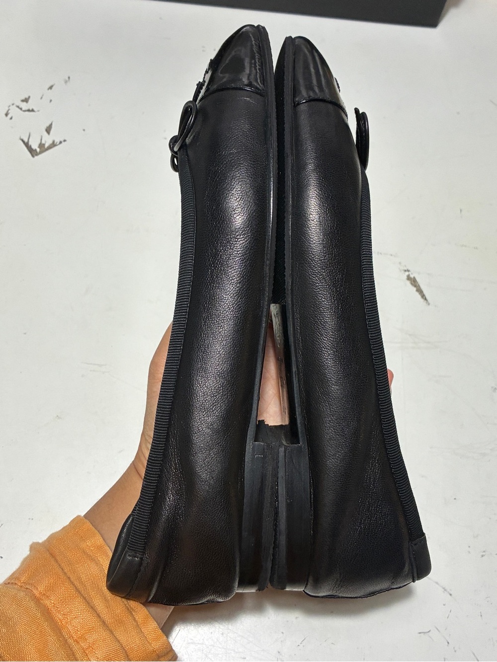 CHANEL Black Ballet Flats with Patent Cap-Toe - Picture 5 of 14